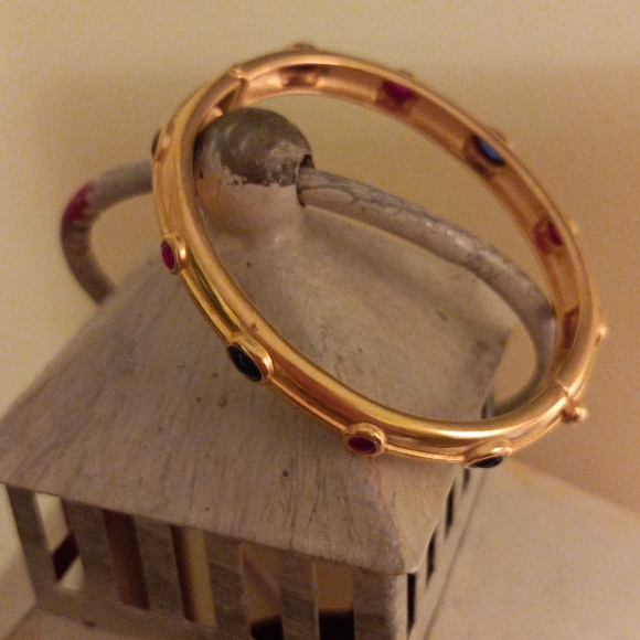 Gold tone bracelet - Picture 3 of 6